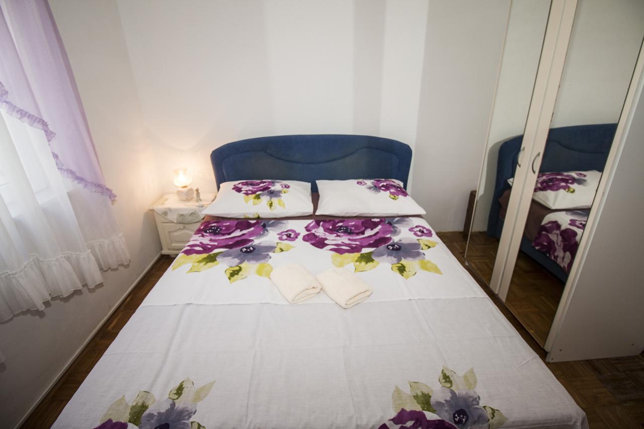 Apartments Milina Омиш Экстерьер фото