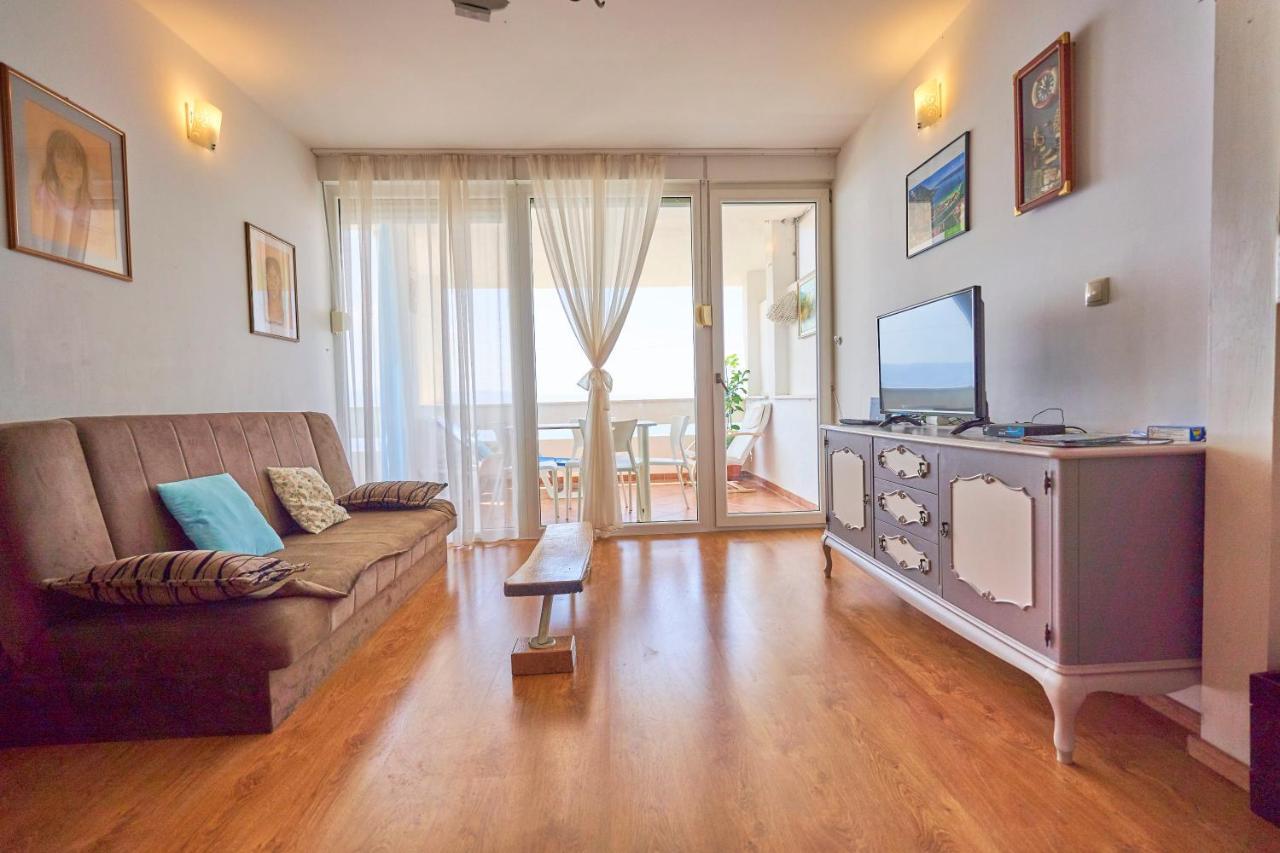 Apartments Milina Омиш Экстерьер фото